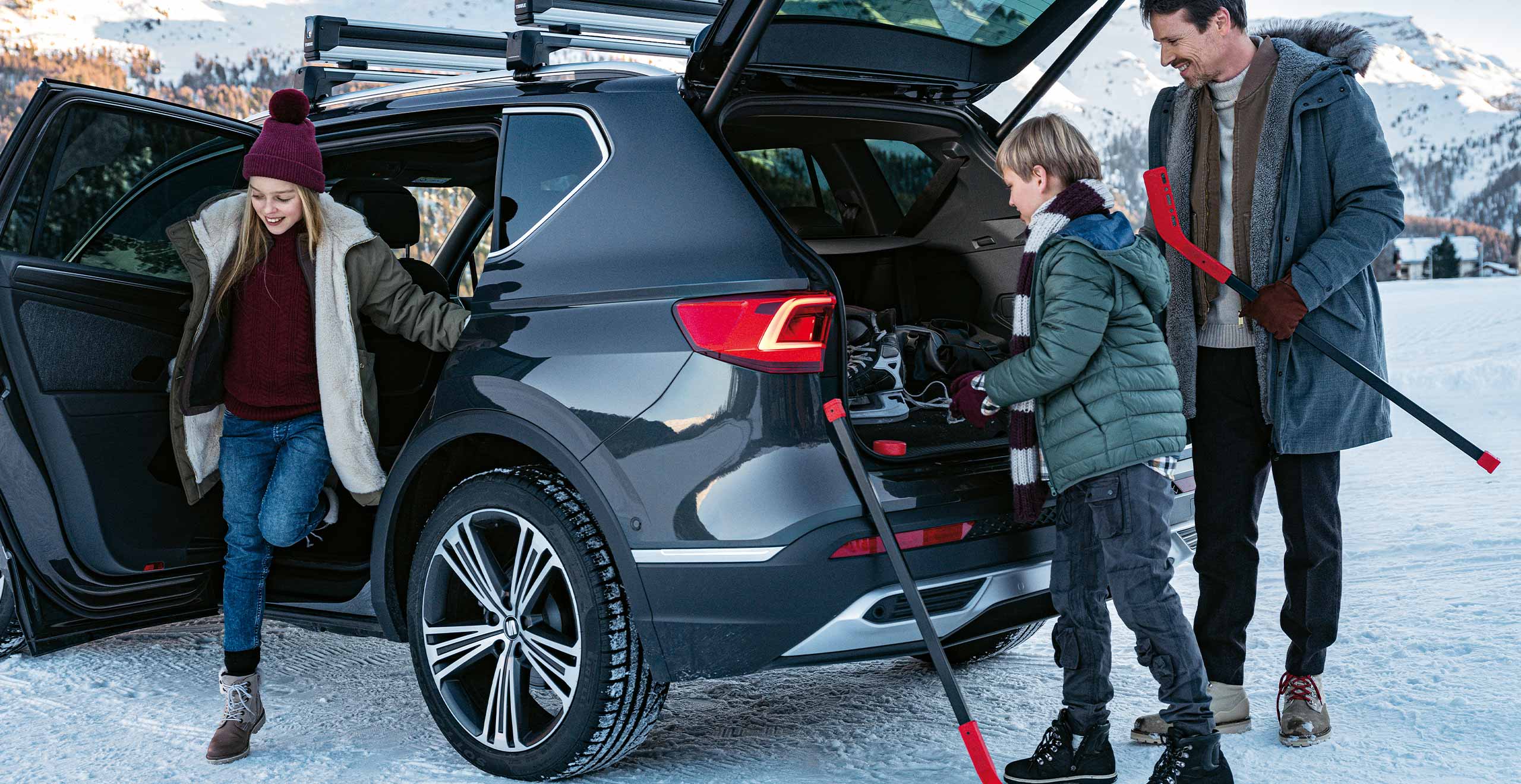 SEAT servizi e manutenzione auto nuove – vista angolare di una SEAT nuova nella neve