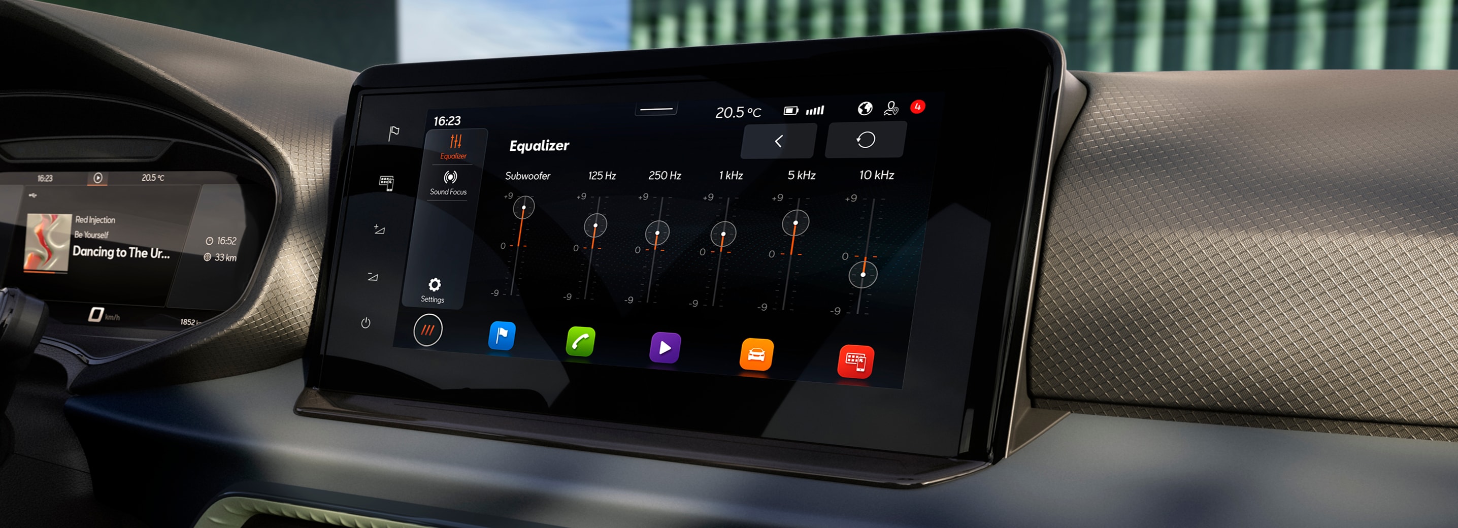 Armaturenbrett des SEAT Arona, u. a. mit Sitzsoundsystem