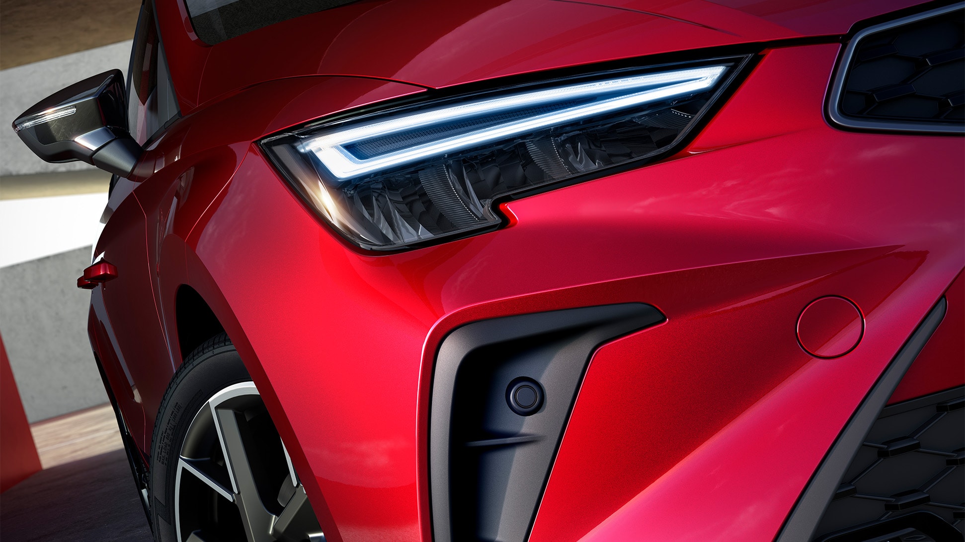 SEAT Ibiza Nahaufnahme eines der Scheinwerfer  SEAT Ibiza Nahaufnahme eines der Scheinwerfer