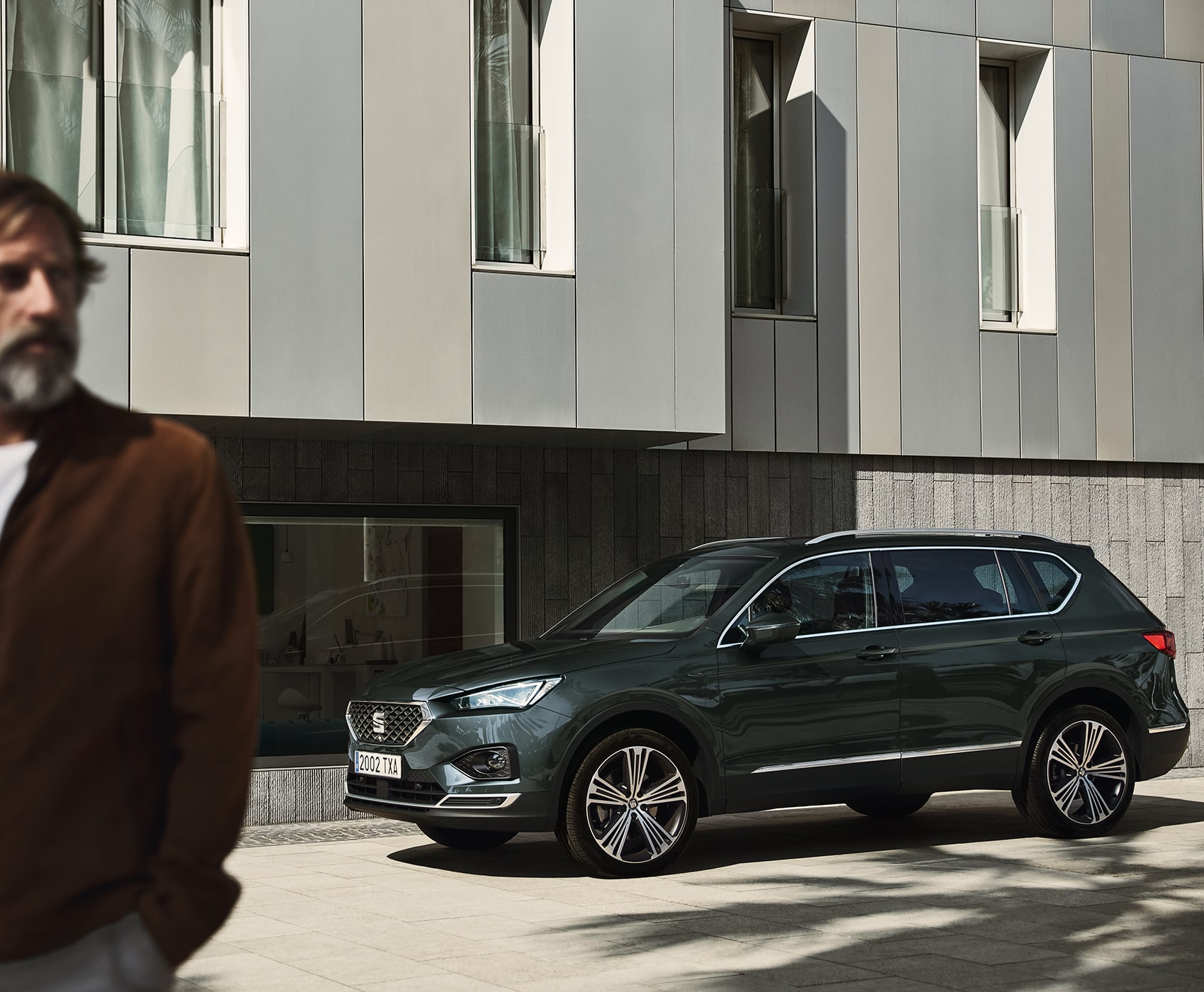 new seat leon e-hybrid and seat leon sportstourer with electric and petrol engines 
