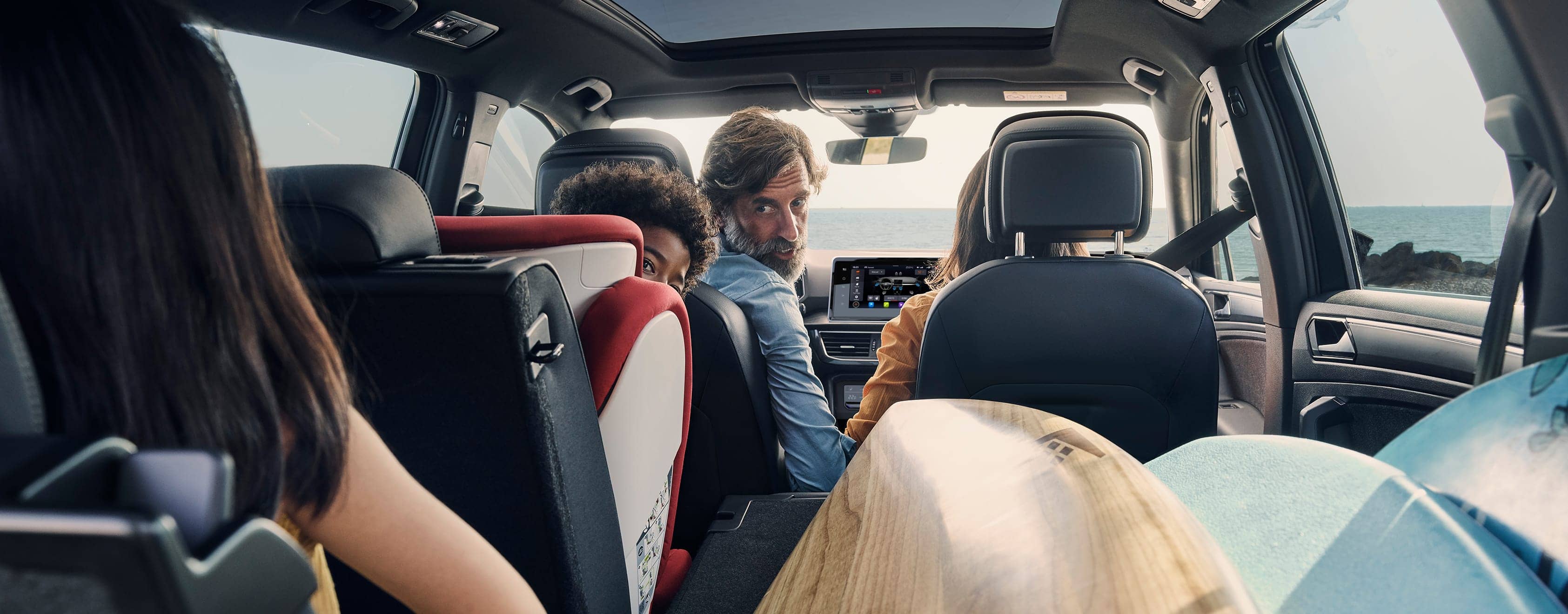 New SEAT Tarraco SUV 7 seater interior design foldable folding sliding seats