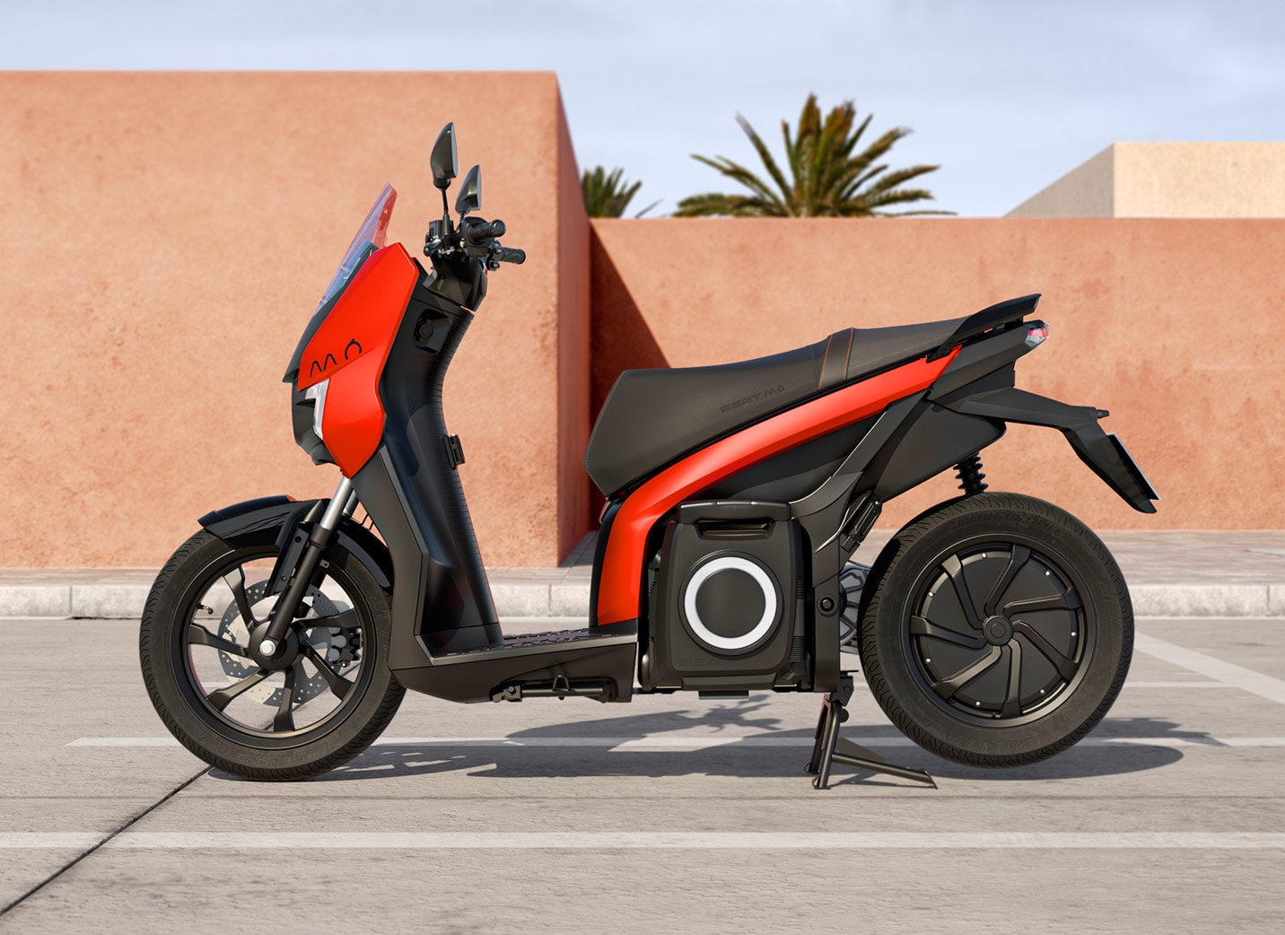 Motociclo elettrico SEAT MÓ eScooter125, prestazioni, vista laterale